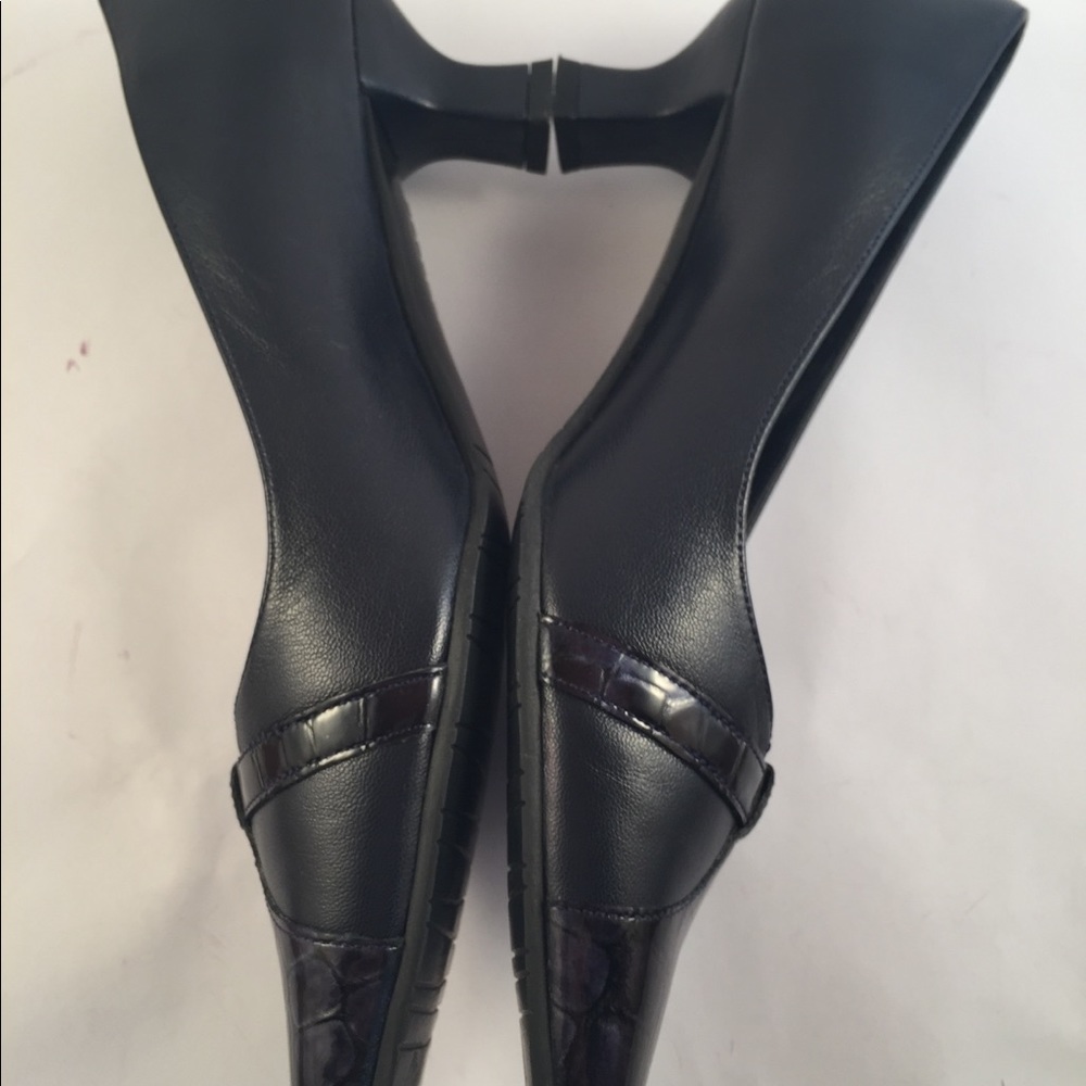 Vaneli dark blue 2” heel, dress shoes - Picture 2 of 8